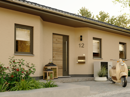 Winkelbungalow 108 mit überdachter Terrasse und Gartenblick Der Winkelbungalow 108 von Town & Country Haus mit großzügiger Terrasse, Garten und ebenerdigem Wohnkonzept in moderner Bauweise