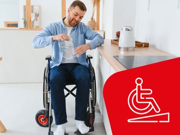 Modernes, ebenerdiges Zuhause mit breiten Türen, schwellenlosen Übergängen und großzügigem Badezimmer – ideal für barrierefreies Wohnen