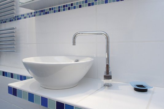 Fotolia_5689011_Subscription_XL_01 Waschtisch