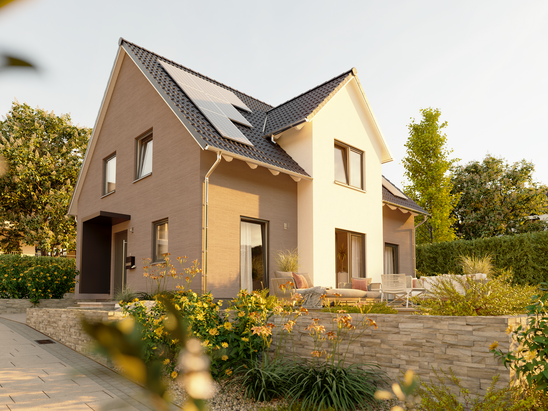 Lichthaus 152 in Kronach – modernes Traumhaus für junge Familien mit lichtdurchflutetem Wohnbereich, klarer Architektur und viel Platz